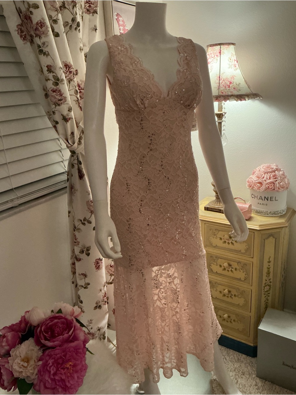 Blush Lace V-Neck Midi Dress - Blush